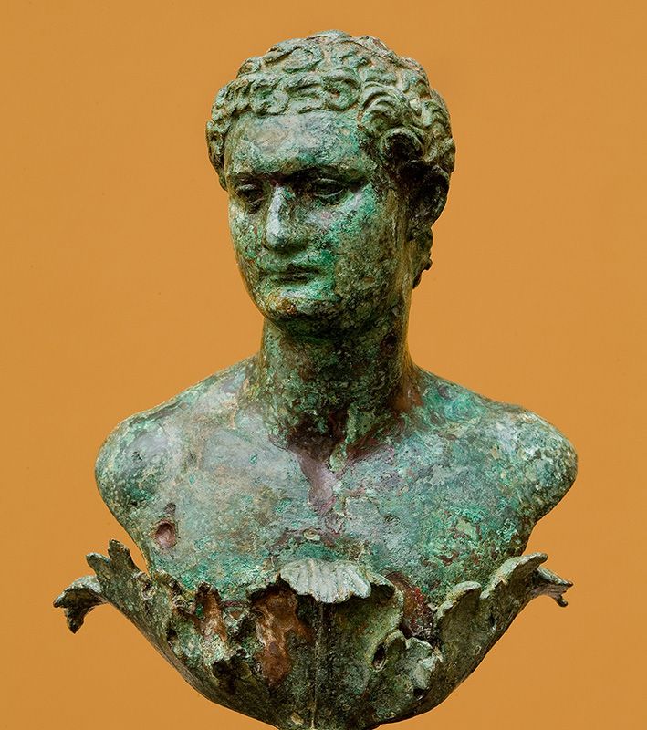 Domitianus buste Egerialezing