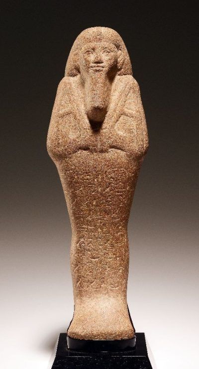 Mummievormig grafbeeldje van koning Taharqa gemaakt van kwartsiet.