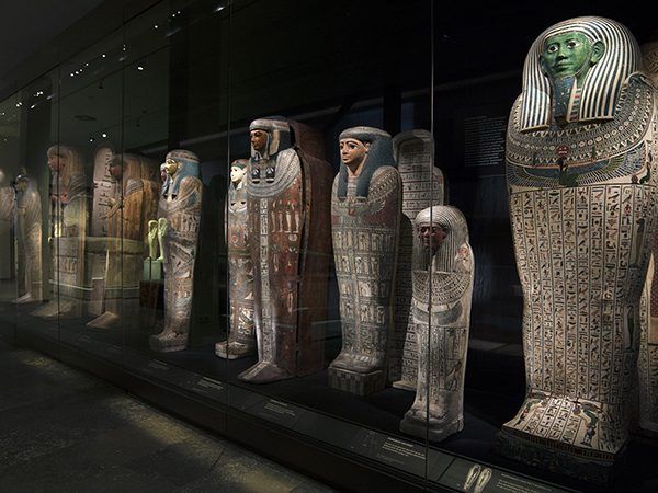 Vaste tentoonstelling Egypte mummiekisten